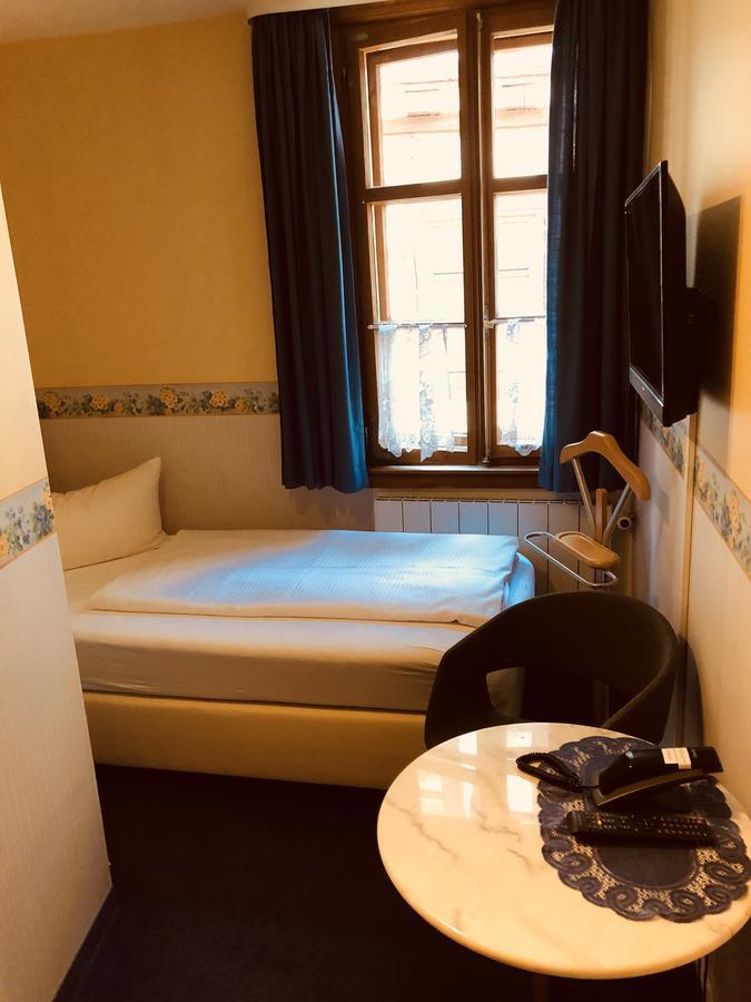 Hotel Zum Fehmelbauer Karlstadt Exteriér fotografie